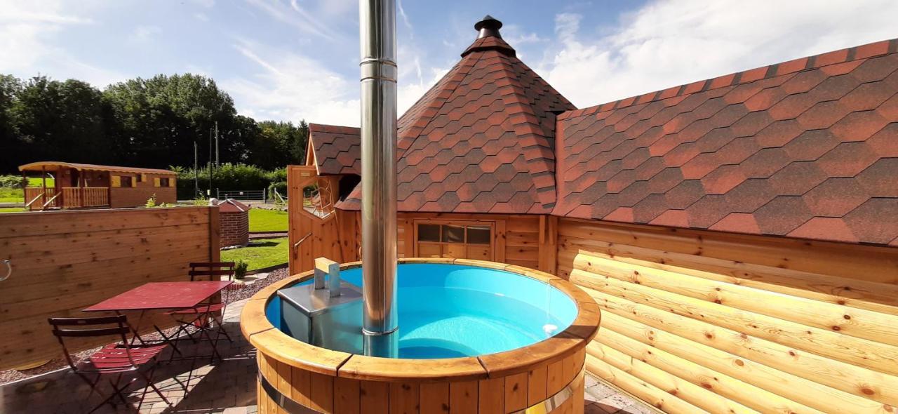 Kota Scandinave Avec Son Bain Nordique Privatif - Gite Du Moulin 62130 Pierremont 外观 照片