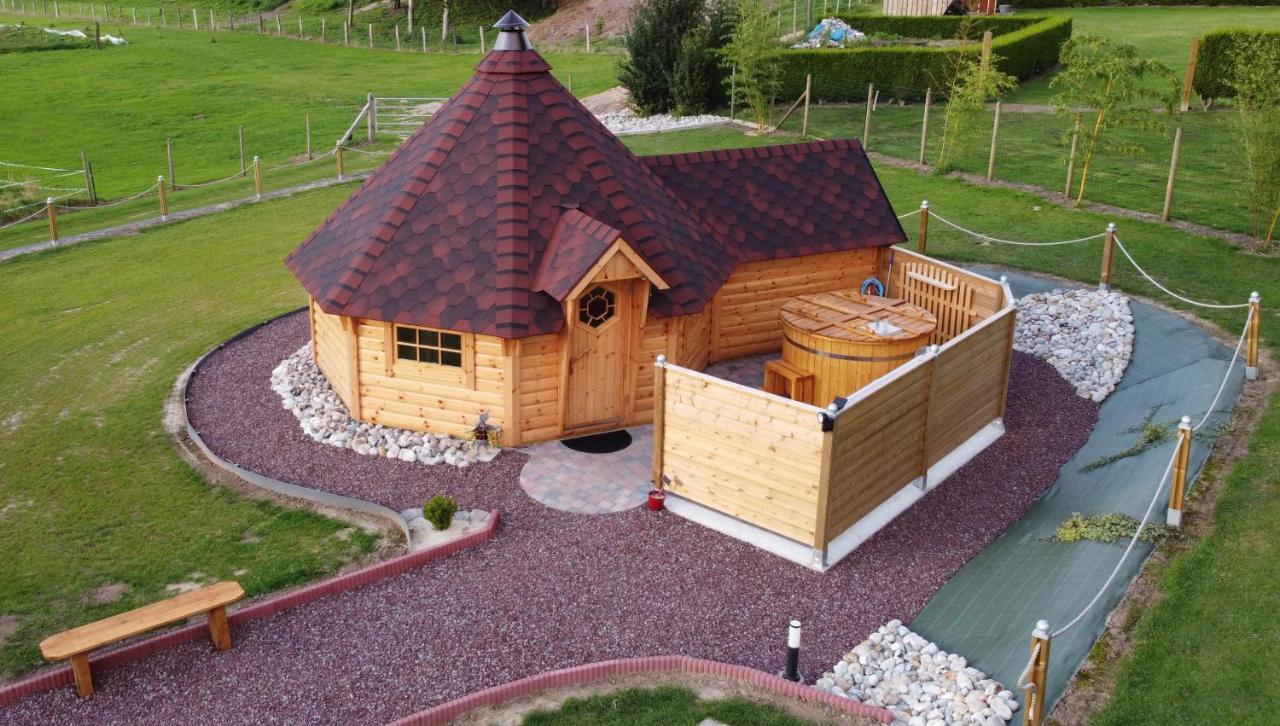Kota Scandinave Avec Son Bain Nordique Privatif - Gite Du Moulin 62130 Pierremont 外观 照片